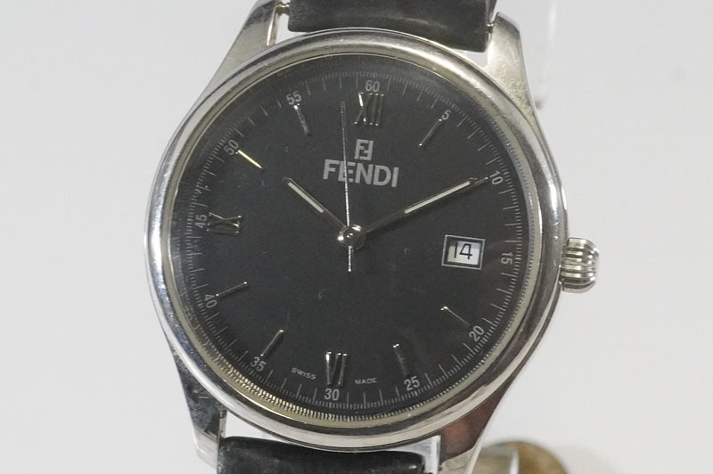 1円~【C702】FENDI／フェンディ　210G　クオーツ　ブラック文字盤　デイト　メンズ　腕時計　