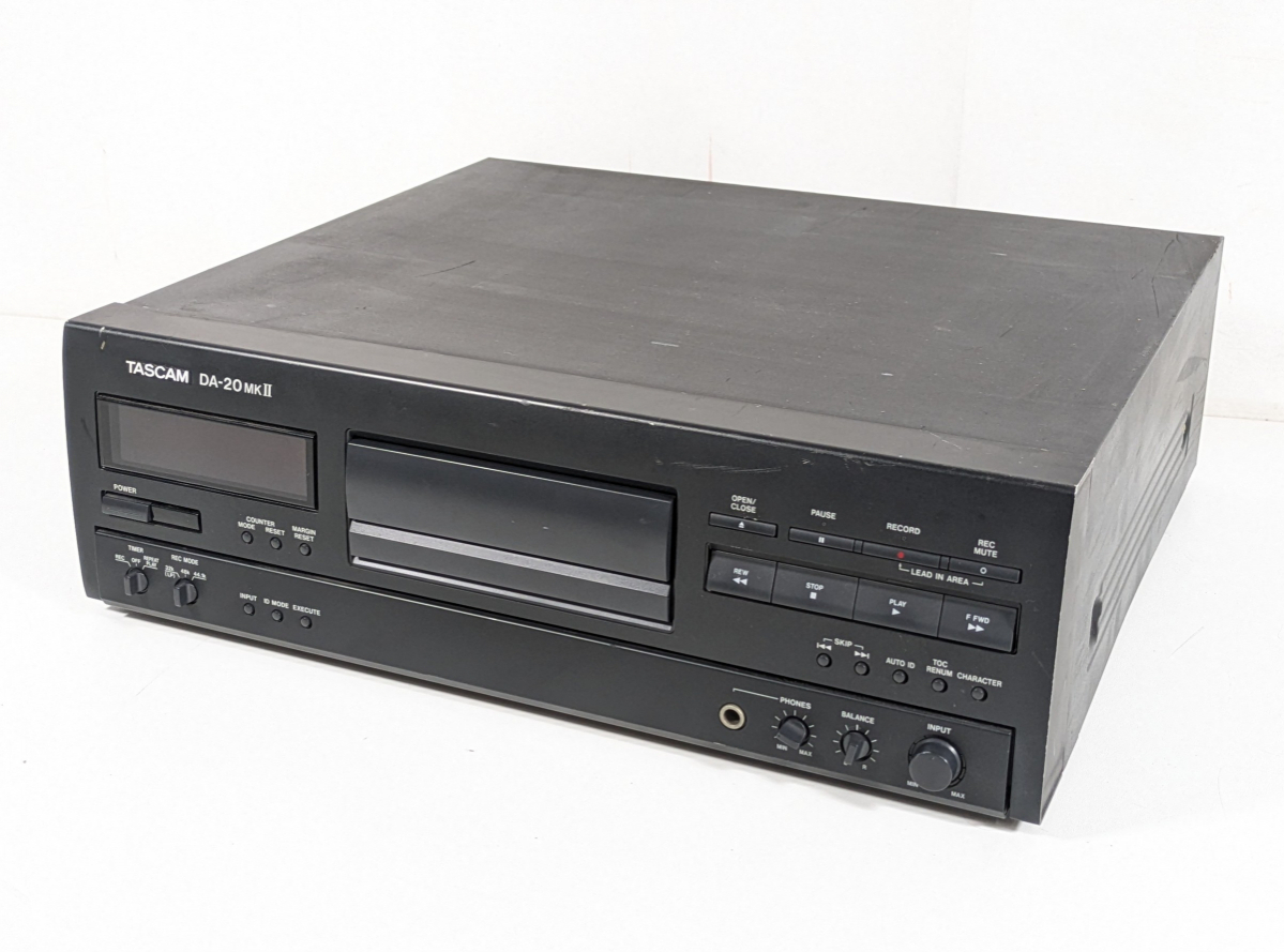 【通電OK】TASCAM DA-20MK2 タスカム DATデッキ オーディオ機器_BJP_D0331-J020