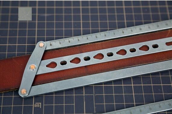 革 補助 定規 スケール 変形 ベルト 測位 工具 趣味 ハンドメイド DIY ウォータードロップホール レザークラフト スチール
