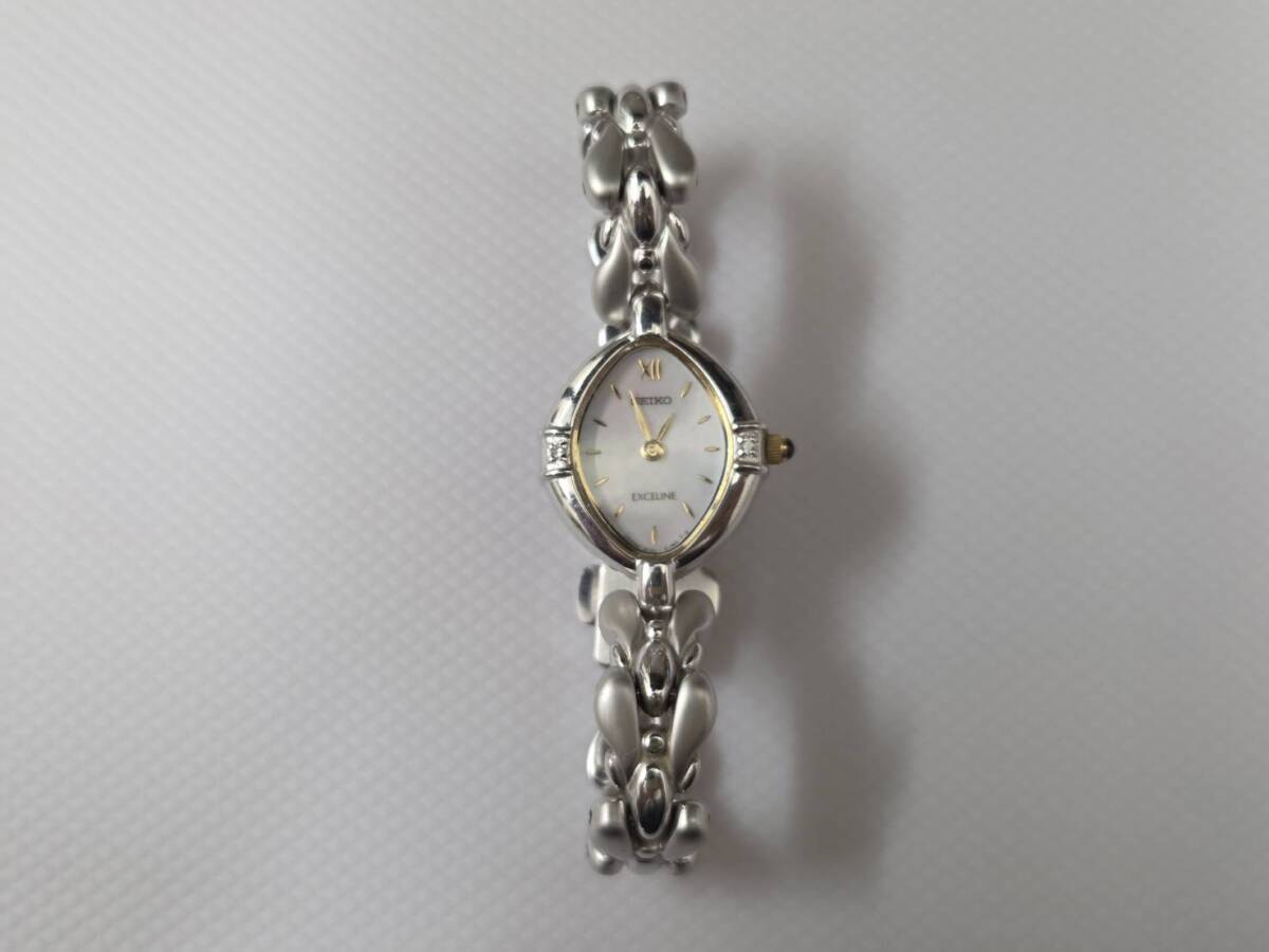K2 【動作未確認品】 SEIKO セイコー EXCELINE エクセリーヌ 1F20-6B60 クオーツ レディース 腕時計 ホワイトシェル 2Pダイヤ 美品 