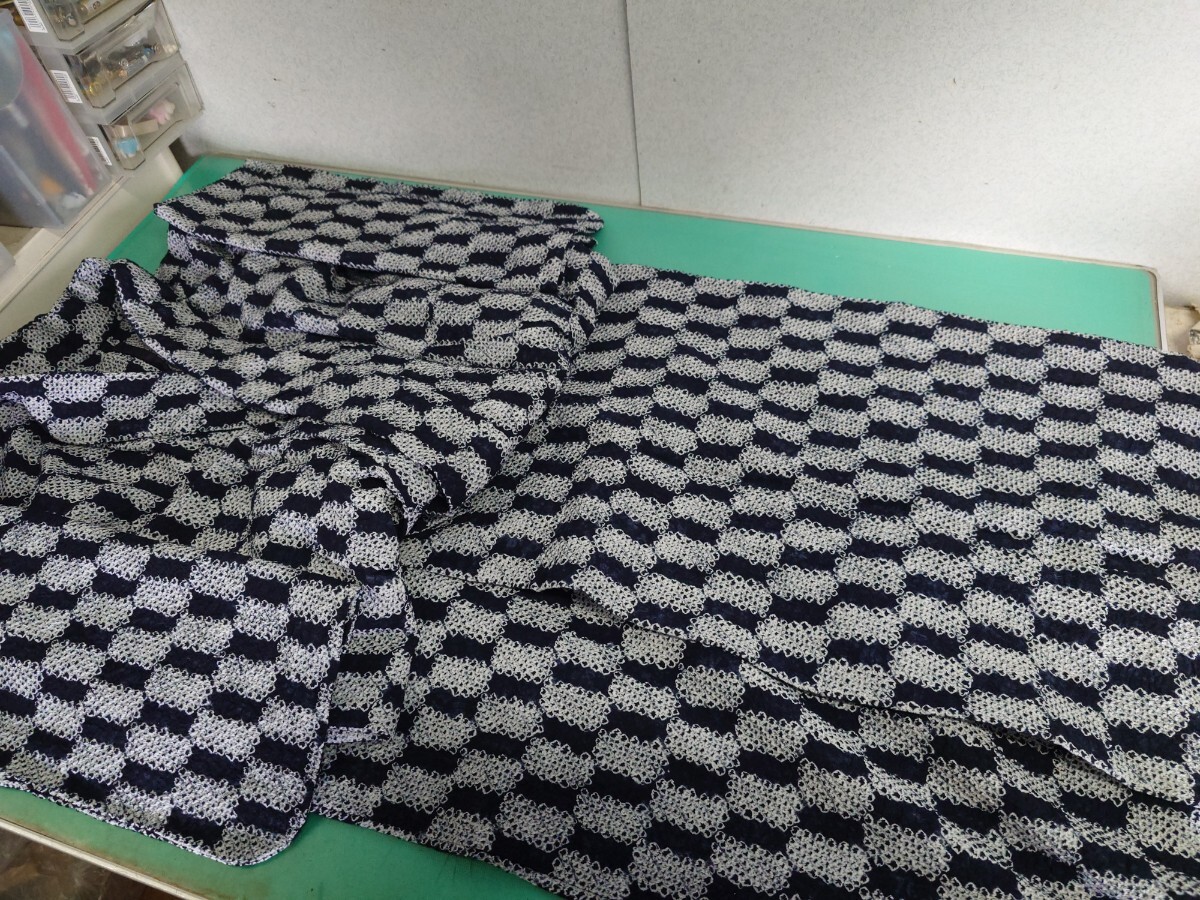 ●235 粋 かっこいい スタイリッシュ 美しい 高級 絞り 浴衣 夏 着物 モノトーン 白×黒 上品 格子 市松 模様 レトロ アンティーク ④ 