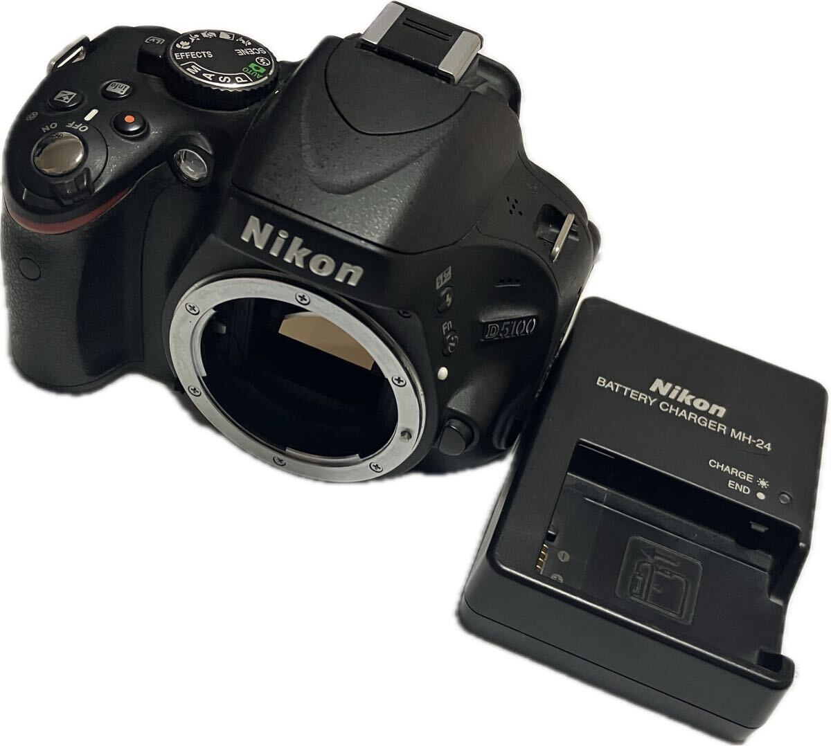 充電器付 ニコン NIKON D5100 ボディ #28640024