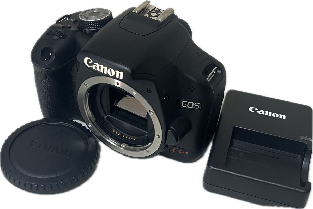 ★極上美品★ 充電器付 キヤノン CANON EOS KISS X3 ボディ #28140085