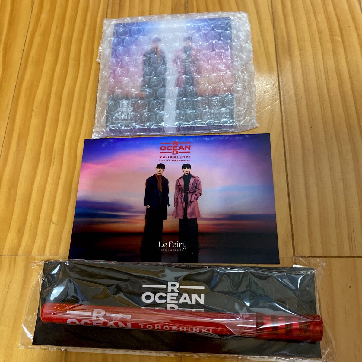 東方神起 TOHOSHINKI LIVE in NISSAN STADIUMプレミアムシート特典グッズ ペンラ メモリアルフォトプレート LeFairy限定ポストカード 日産