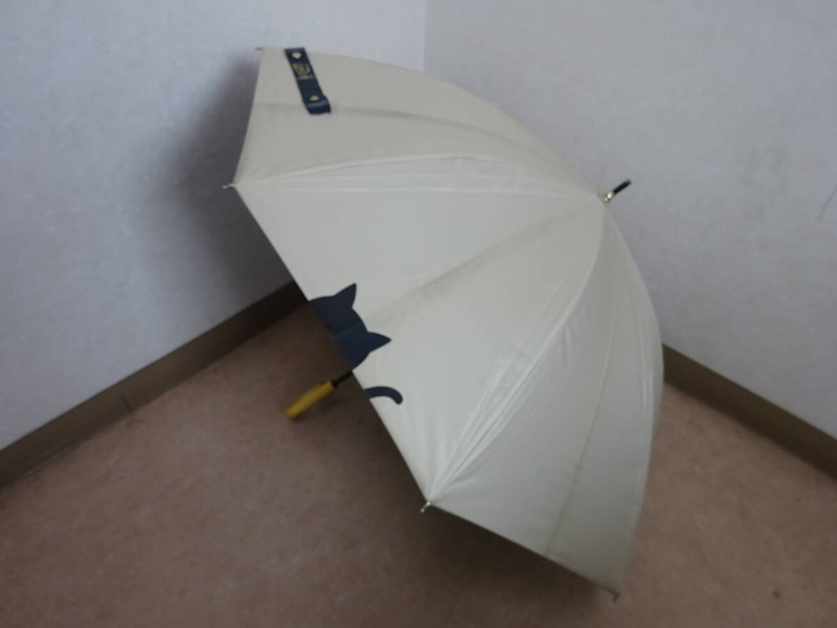 (EEA-85)ブラックコーティンング　長傘　手開き傘　猫 UVカット　日傘 ベージュ　54cm　中古