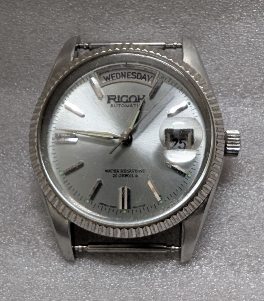 リコー040121メンズ腕時計デイデイトホワイト文字盤自動巻きAT　フェイスのみ　稼働品