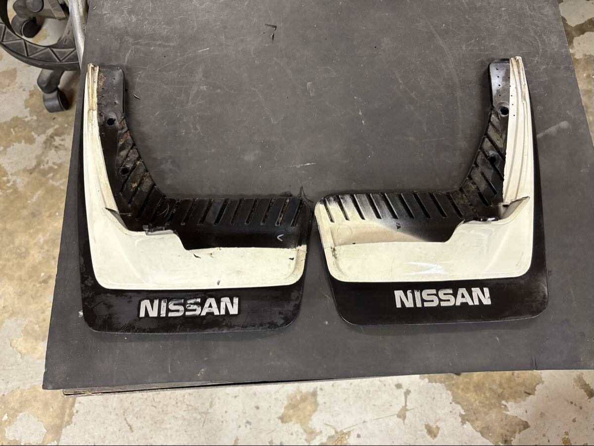 Y30 セドリック！グロリア！後期用！泥除け！マッドガード！当時！旧車！昭和！ハイソ！VIP！