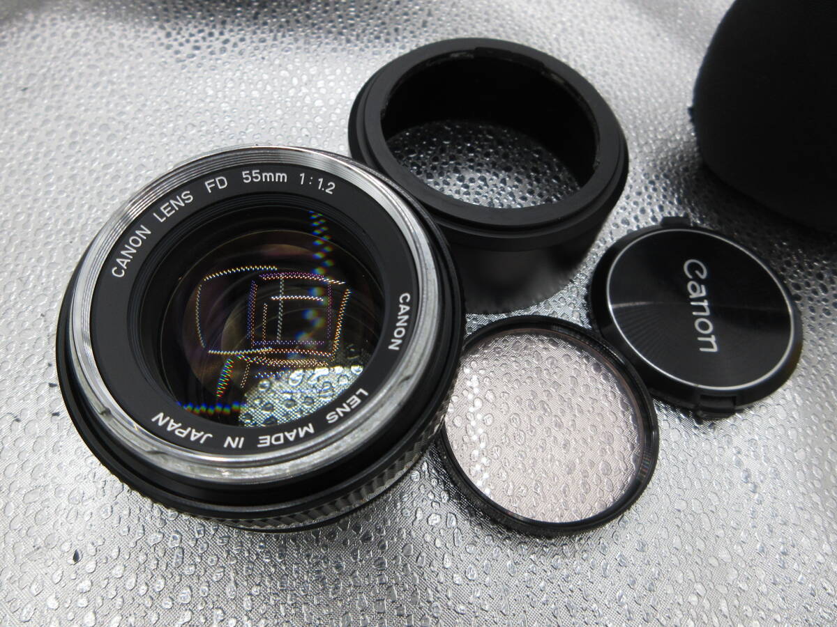 極美品　大口径　Canon FD 55mm f1.2　oマーク付き フード付きレンズ