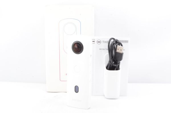 RICOH THETA リコー シータ SC2 ホワイト 360度全天球カメラ 手振れ補正機能搭載 4K動画記録 コンパクトデジタルカメラ★元箱付き R4707