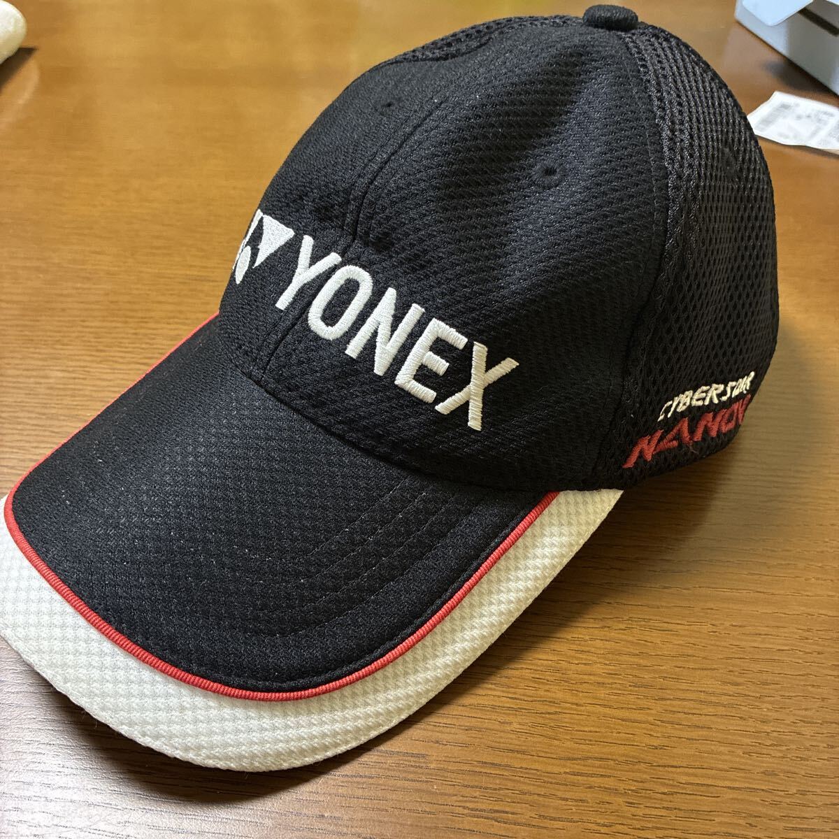 YONEX ヨネックス キャップ 帽子 CYBERSTAR NANO 黒 白 赤 テニス　 メッシュキャップ