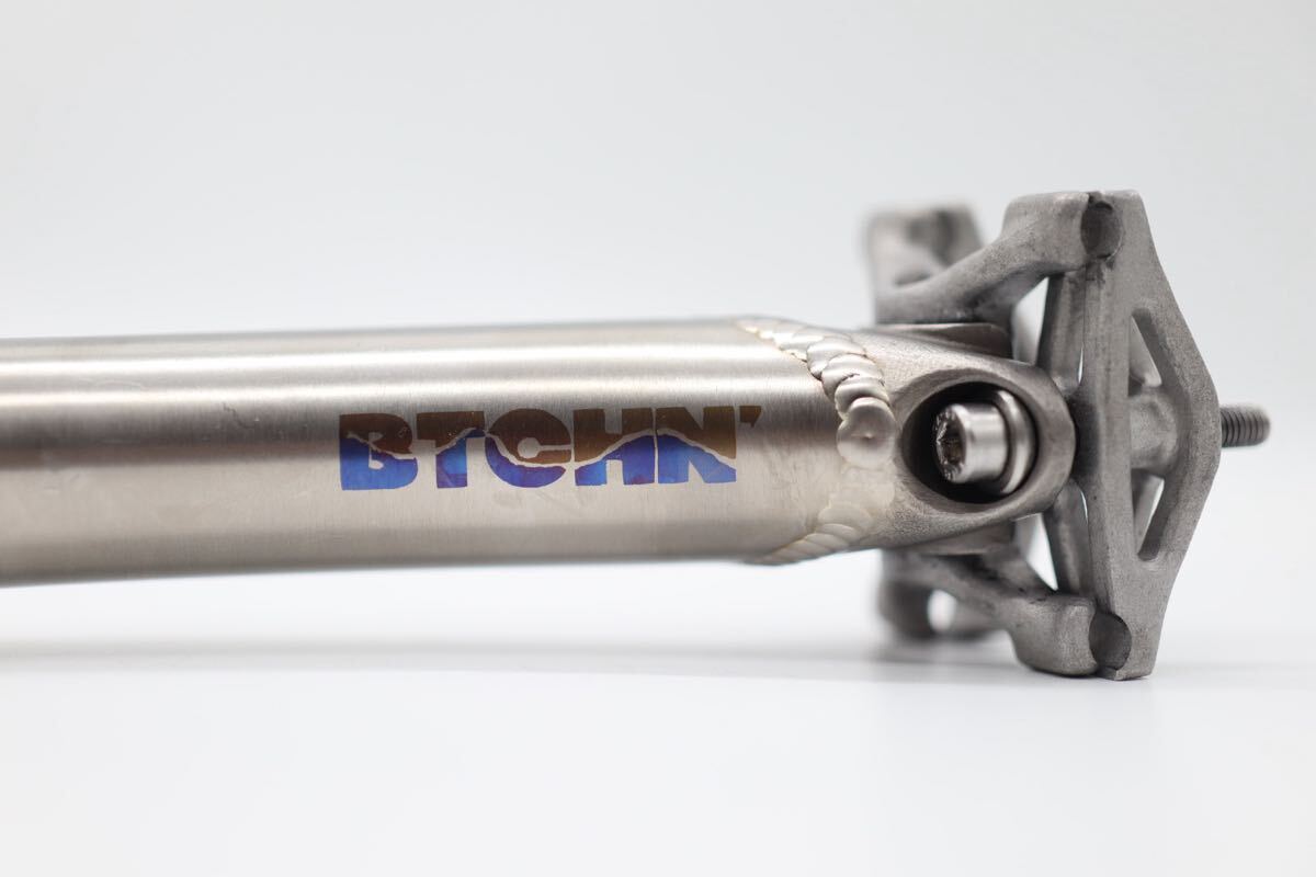 BTCHN Ti offset seatpost ビッチン 27.2 チタン シートポスト blue lug ブルーラグ SURLY サーリー CRUST クラスト MASH マッシュ ピスト
