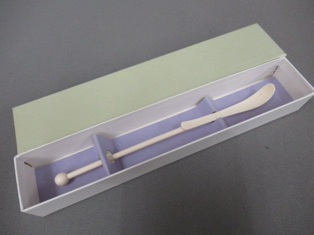 【茶箱用　高級・茶杓】長期保管品　茶道具・上手削り出し造り　芋茶杓・紙箱付　長・16.5cm　美品