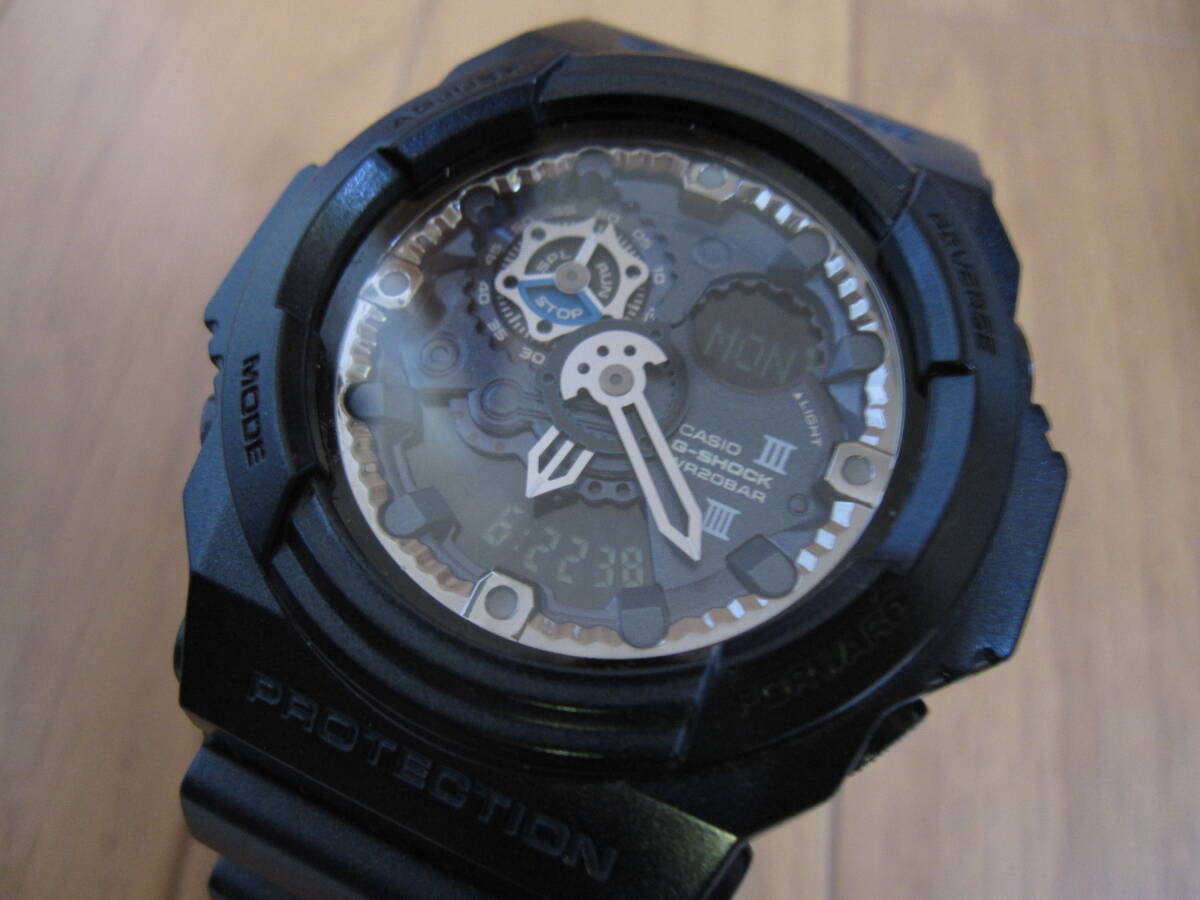 程度かなり良　CASIO G-SHOCK　紺色　アナデジ　 GA-300A　動作確認済 