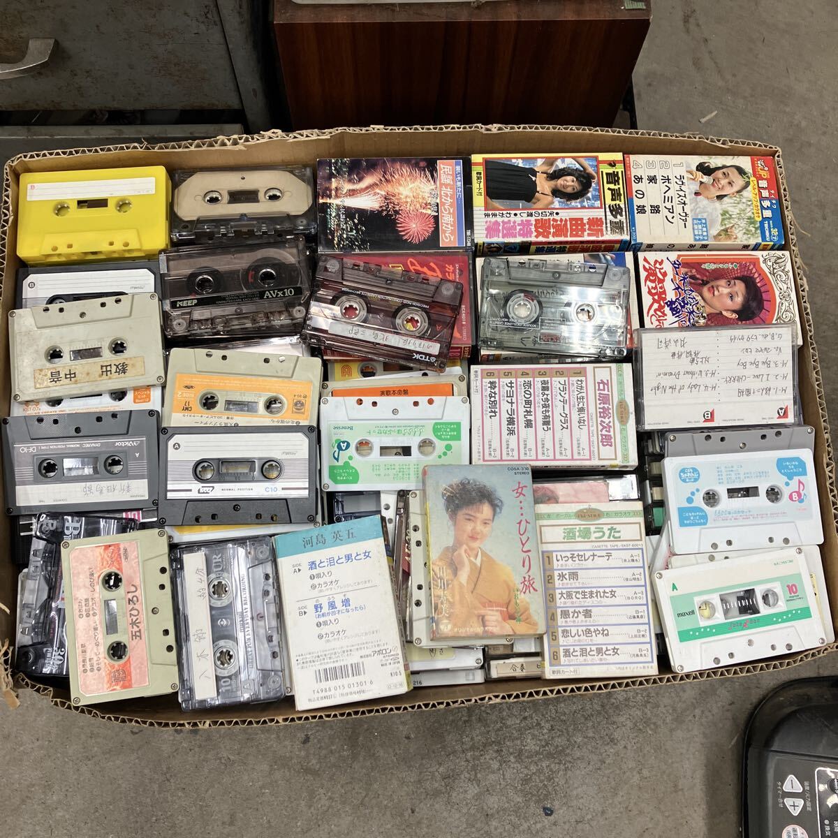 927. カセットテープ15kg 前橋市から