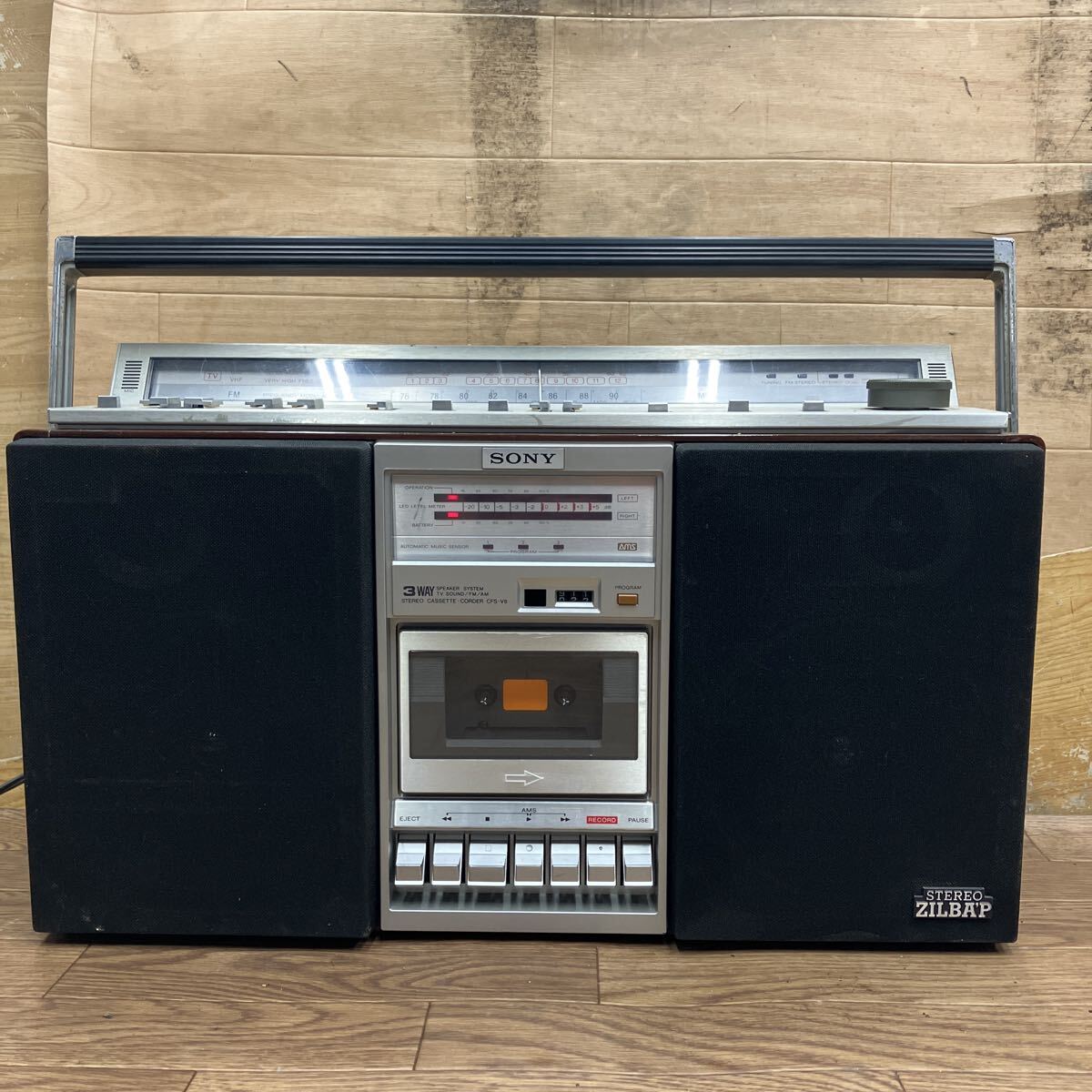 959. SONY CFS-V8 ラジカセ前橋市から