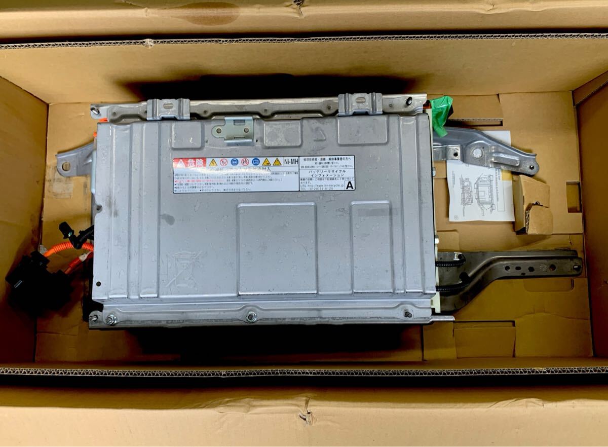 アクア ハイブリッドバッテリー HVバッテリー NHP10 G9510-52032 ２７年式　中期　AQUA ボルテージセンサー付き　 トヨタ