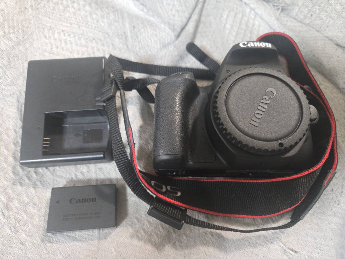 Canon EOS kiss x9 ボディ　デジタル一眼レフカメラ　LC-E17 LP-E17 　■mg2