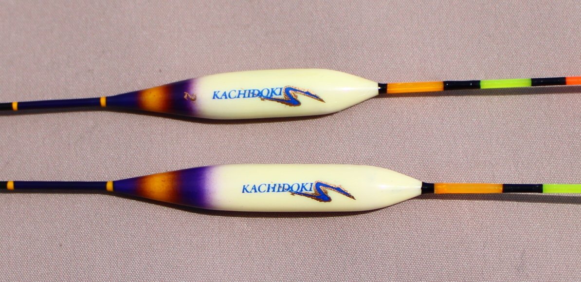 羽根ヘラ浮子 かちどきS　浅ダナグラス　２本　中古