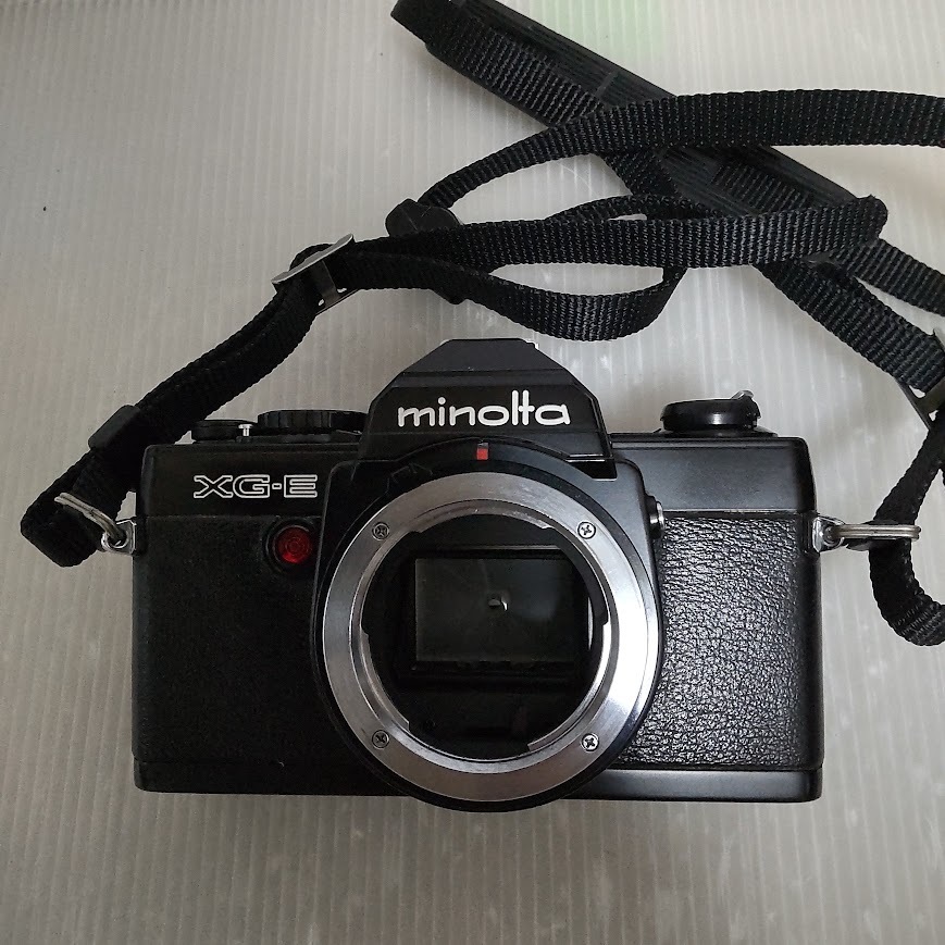 ●[ジャンク品] ミノルタ Minolta XG-E 35mm 一眼レフフィルムカメラ 50mm F1.4 6001004
