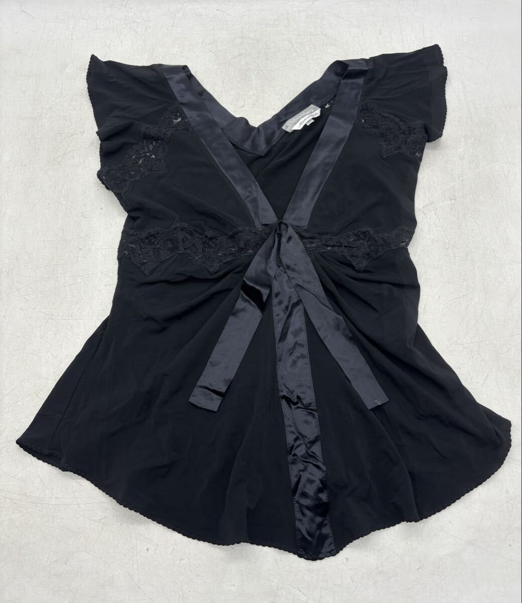 【中古】Max Mara マックス マーラー MADE IN ITALY 黒 Mサイズ ブラック カットソー トップス ラッセル 花柄 レース 古着 DM0423M