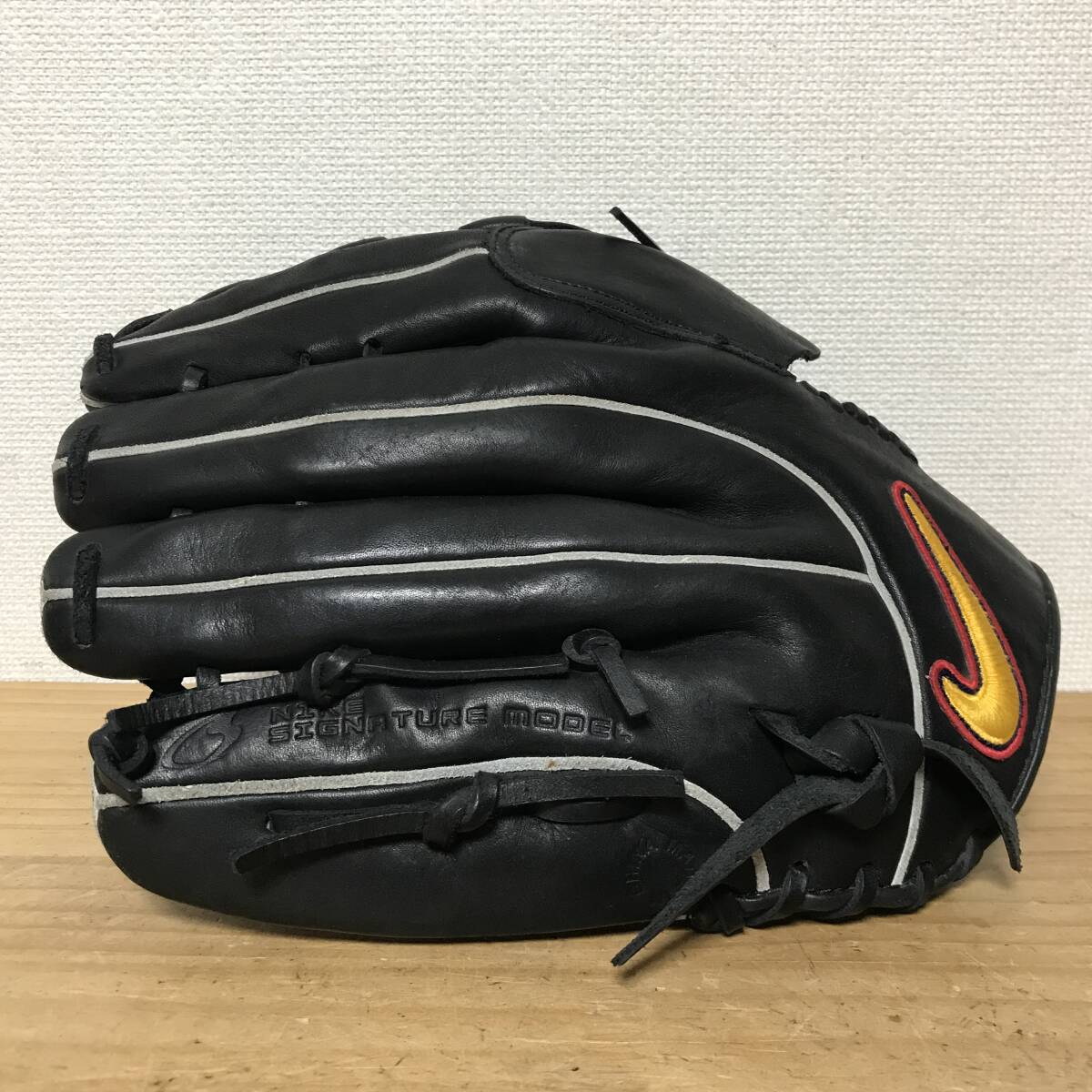美品◆激レア◆松坂大輔モデル◆NIKE クローズドバック 一般軟式 投手用 グラブ グローブ ナイキ ピッチャー レッドソックス 西武 中日