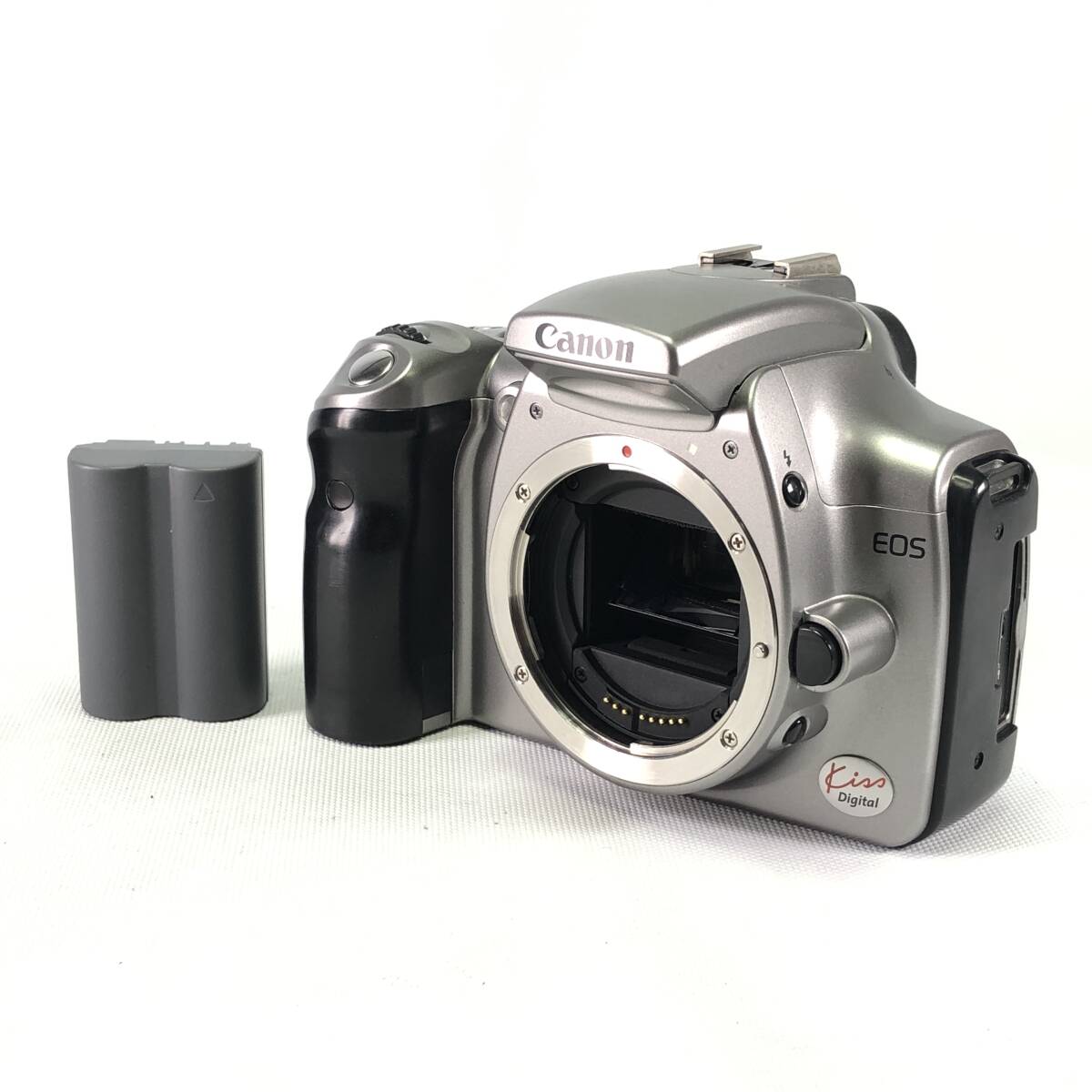 Canon EOS Kiss Digital キヤノン デジタル 一眼レフ カメラ 26D ヱ2