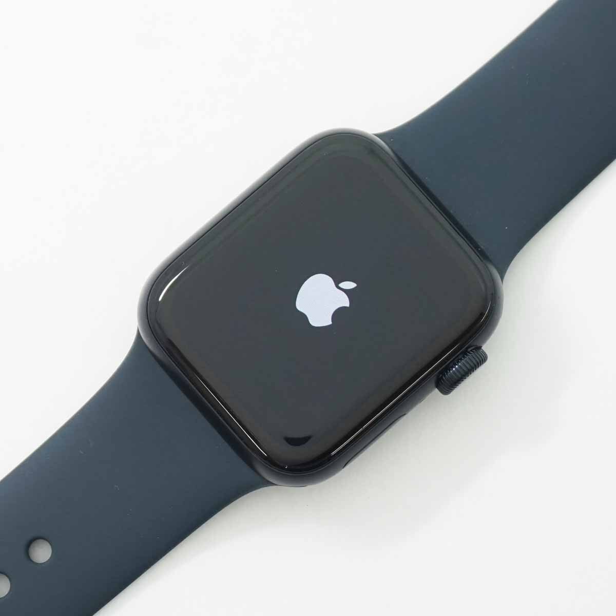 ◇Apple Watch SE 第2世代 40mm GPS ミッドナイトアルミニウムケース/ミッドナイトスポーツバンド MR9X3J/A アップルウォッチ