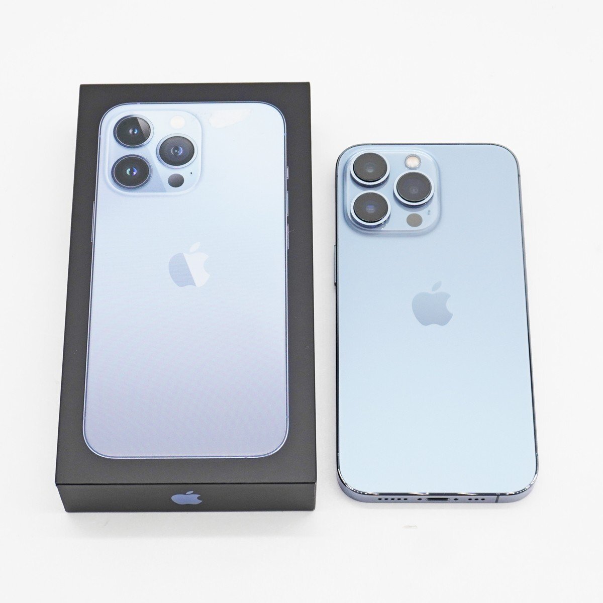 ◇【docomo/Apple】iPhone 13 Pro 256GB SIMフリー MLUU3J/A スマートフォン シエラブルー