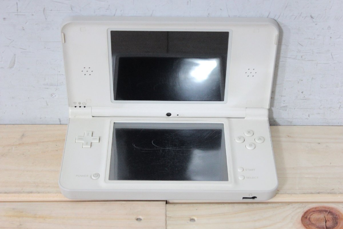 ☆【1H0414-13】 Nintendo 任天堂 NINTENDO DS i LL UTL-001 ⑤ ナチュラルホワイト ジャンク
