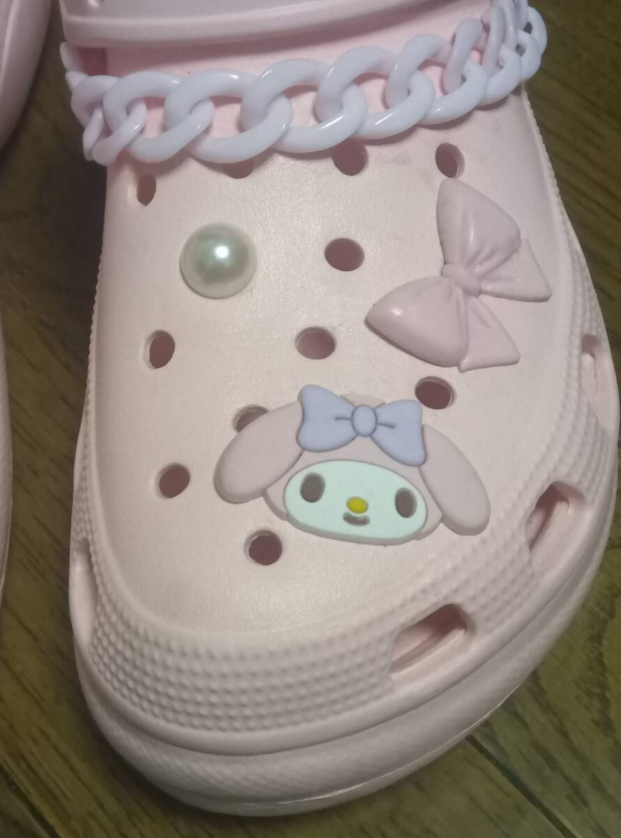 シナモンロール厚底サンダル。