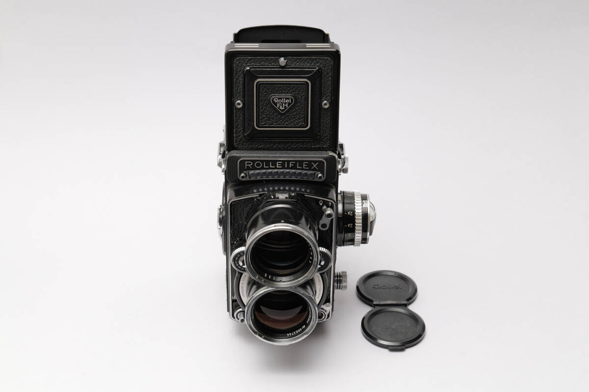 ローライROLLEI ローライフレックスROLLEIFLEX TELE Sonnar 135mm F4 ホワイトフェイス 中判 二眼レフ
