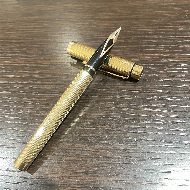 ＃26272　SHEAFFER　シェーファー　万年筆　ペン先14K/585　キャップ破損有　筆記未確認　現状保管品
