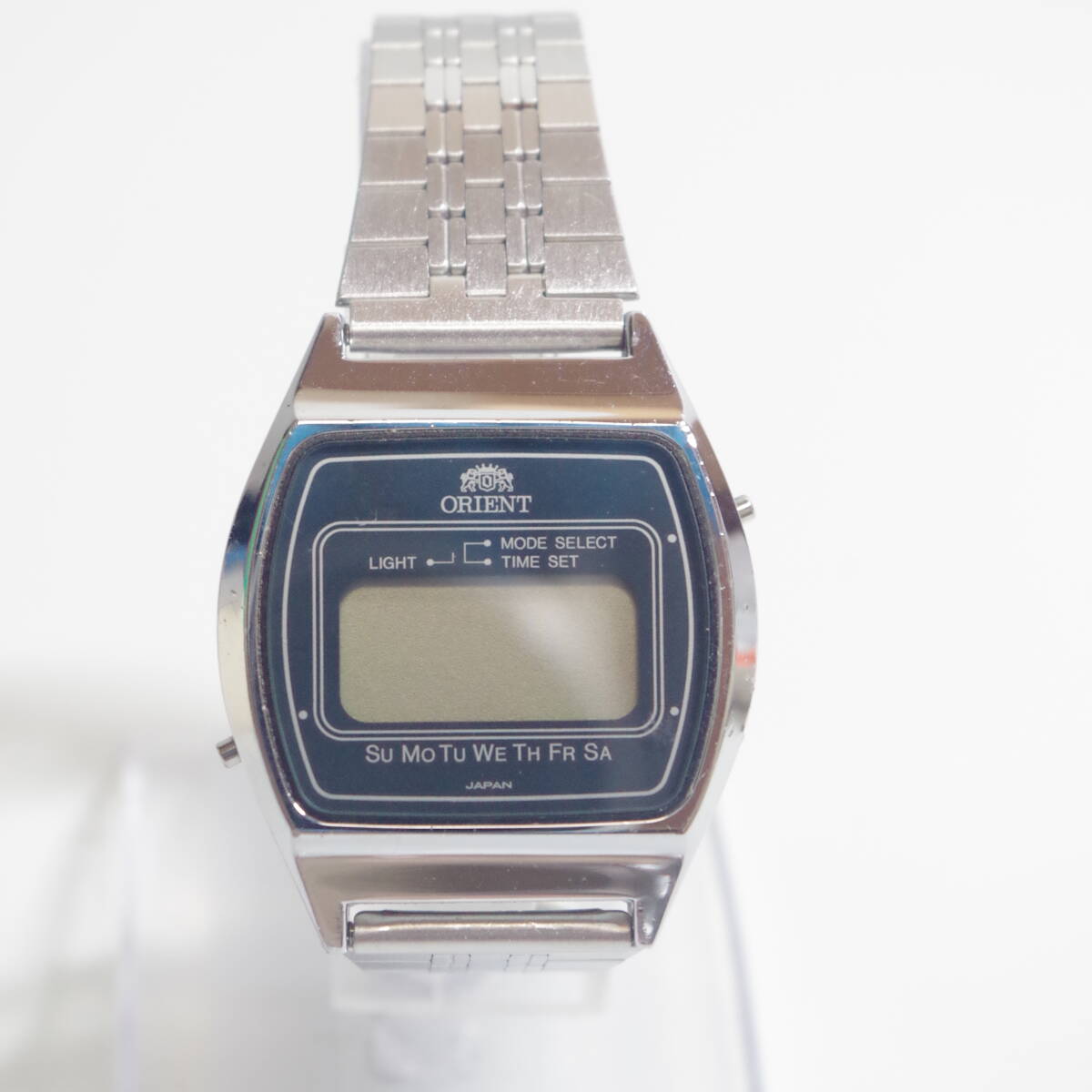 T1105 ORIENT G 860301-40 デジタル腕時計