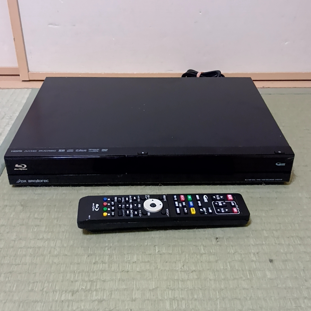 DXアンテナ　ブルーレイディスクレコーダー　DXBS320　リモコン付き