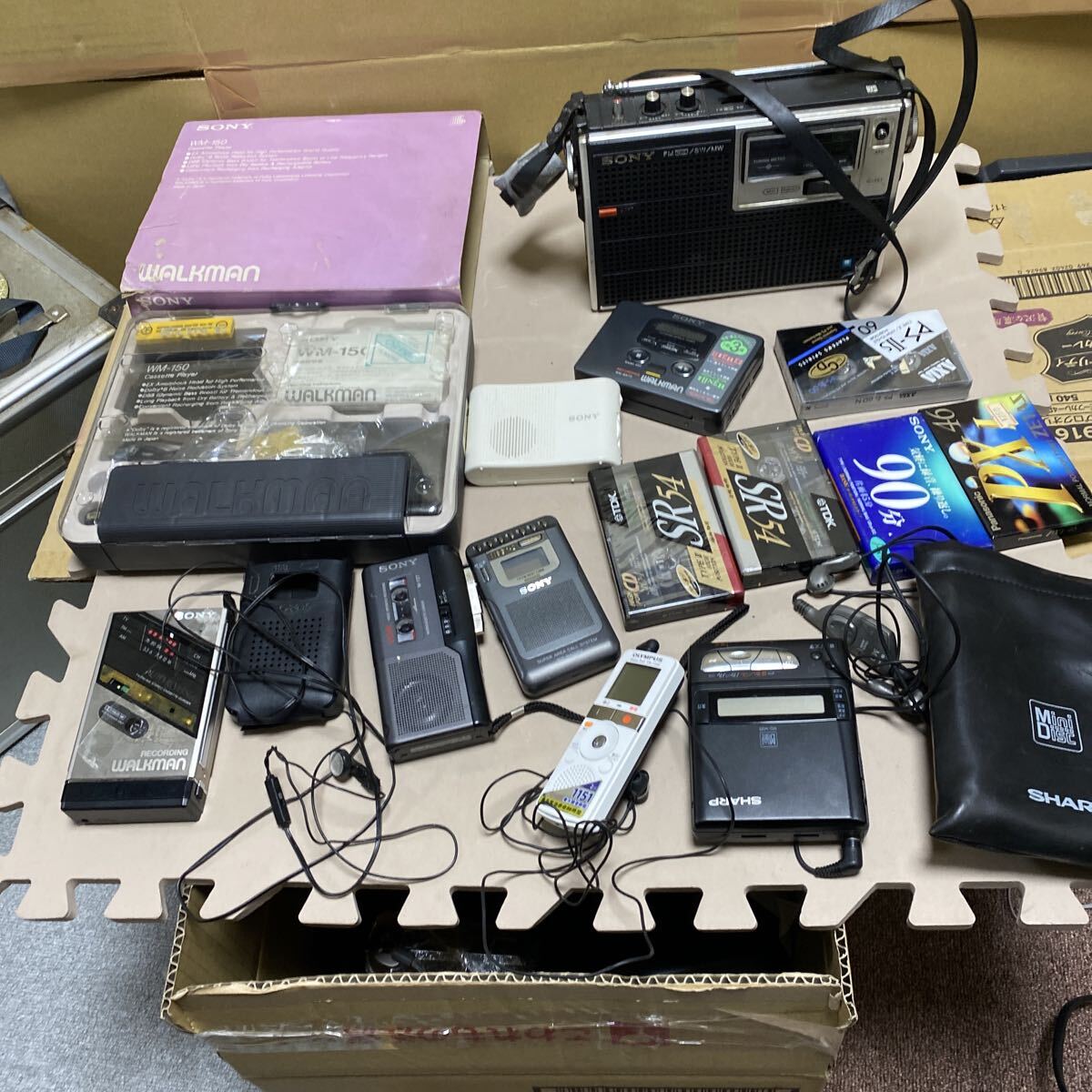 SONY WM-F202/WM-150/WM-GX711/ICF-5400/icf-51/M727/ICF-n400RV/sharp MD-M25....14点セット