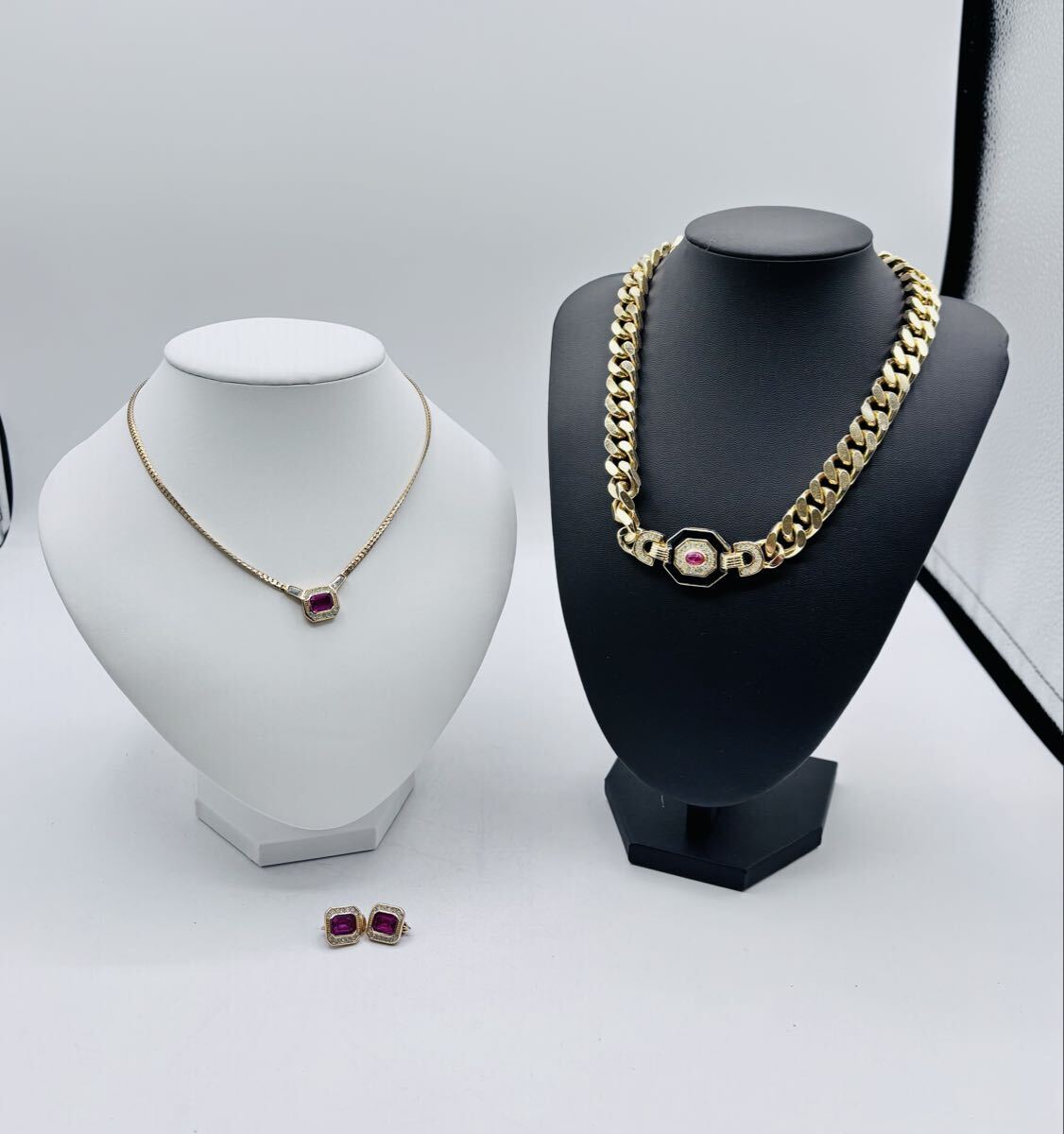 【AT-59】 Christian Dior　ネックレス　イヤリング　ゴールド　プレート　チェーン　ネックレス　チェーン絡まり有り　石割れなし　現状品