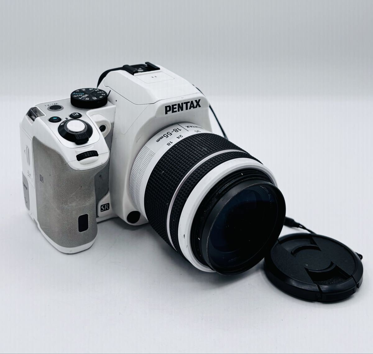 【AG-8】 PENTAX　K-S2　ペンタックス　デジタル一眼レフカメラ　SMC　PENTAX-DAL　ホワイト　現状品