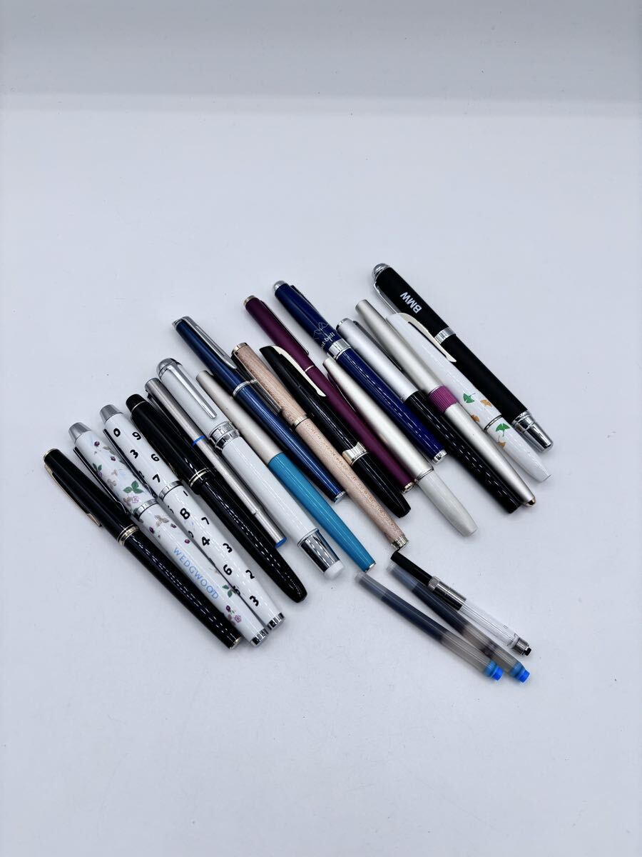 【AT-12】 万年筆　おまとめ17本　MONT BLANC　モンブラン　PILOT　パイロット　PLATINUM　プラチナム　ほか　ペン先18K　14Kあり　現状品