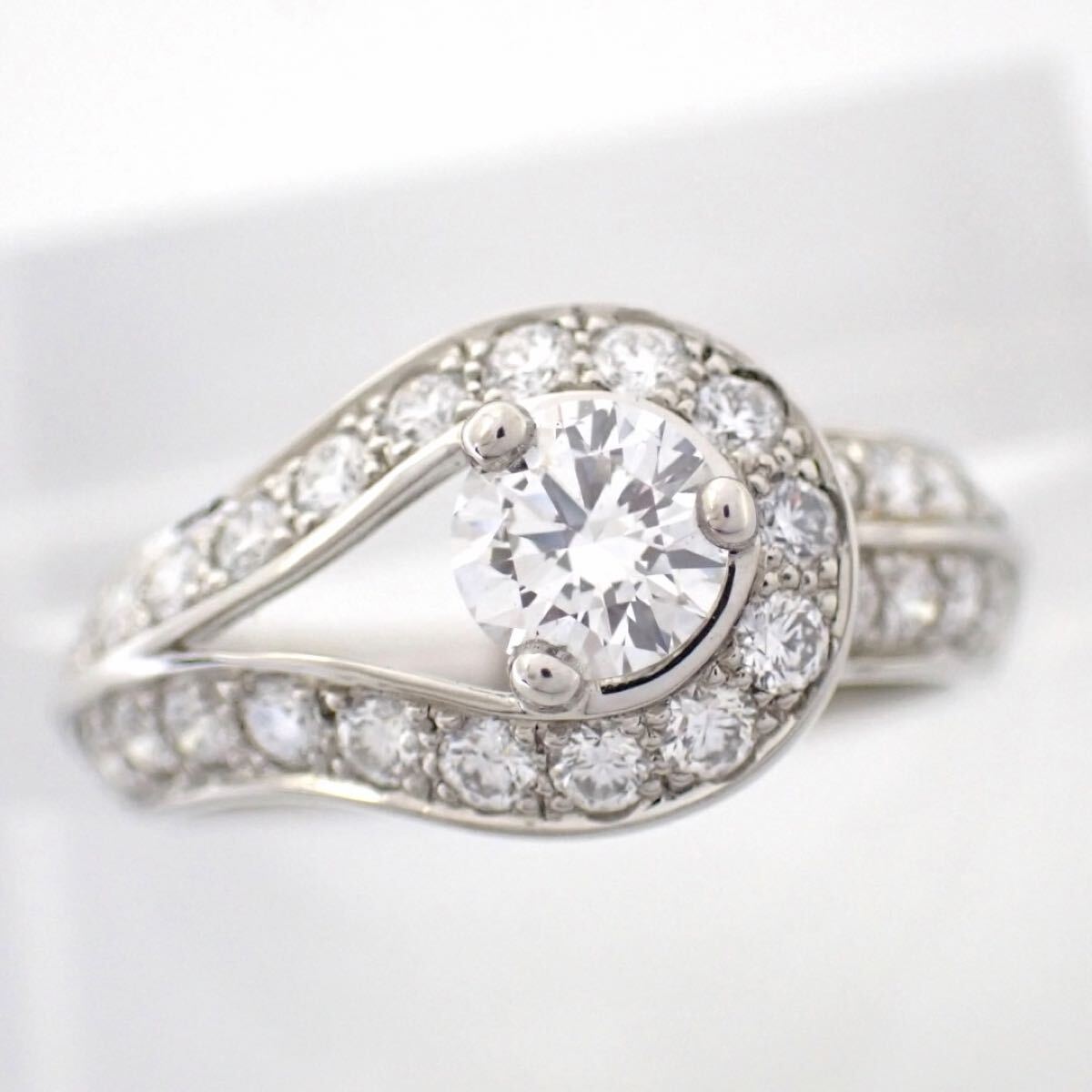 新品仕上げ済 Van Cleef & Arpels ヴァンクリーフ&アーペル VCA クチュール ダイヤ ダイヤモンド リング Pt950 0.32ct E VVS2 3EX 45 4861