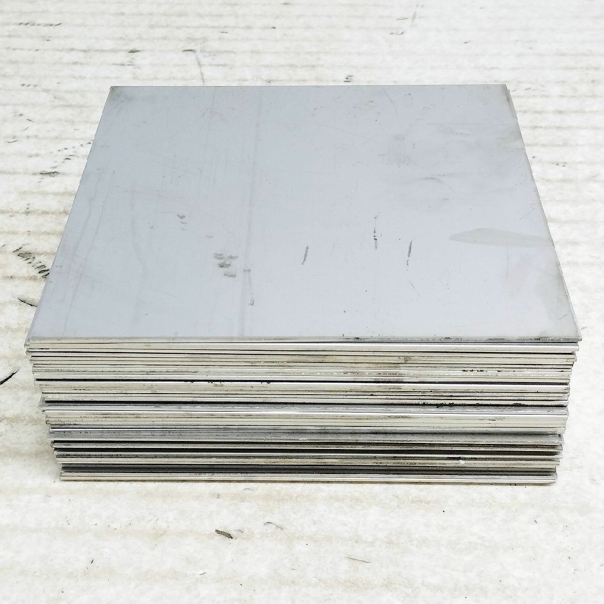 ステンレス板 端材 約150×150 1.3～1.5mm厚 41枚セット 板材 金属素材 DIY 中古