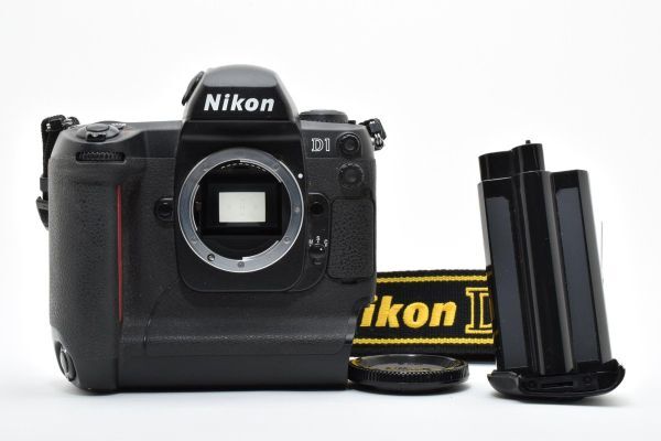 ★外観美品★ ニコン NIKON D1 ボディ デジタル一眼 A31 ★電池★ #3303 #8140 #B05