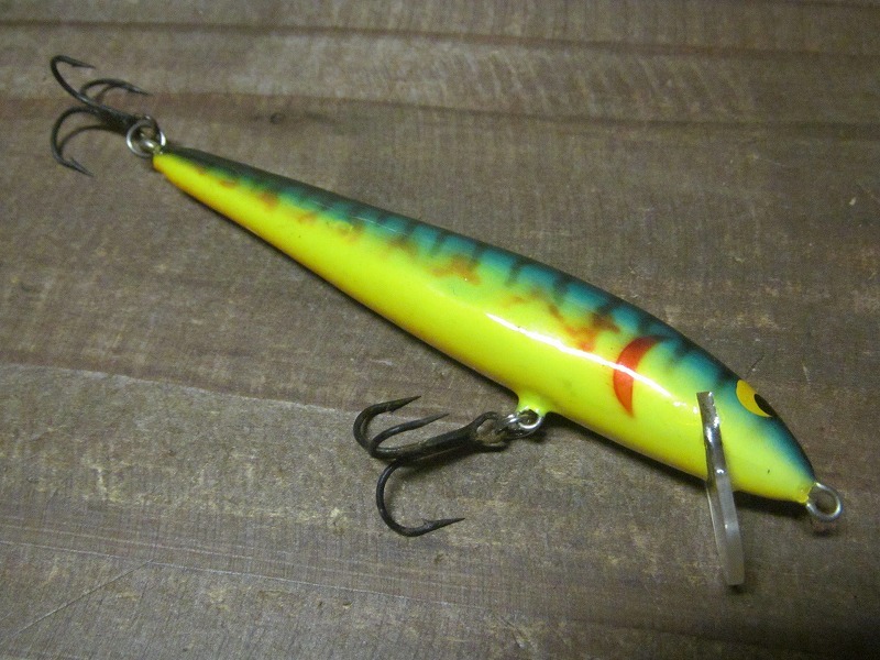  名称不明 シッソン？ ウッドプラグ 送料180円 落札即日に取引開始して頂く事が条件