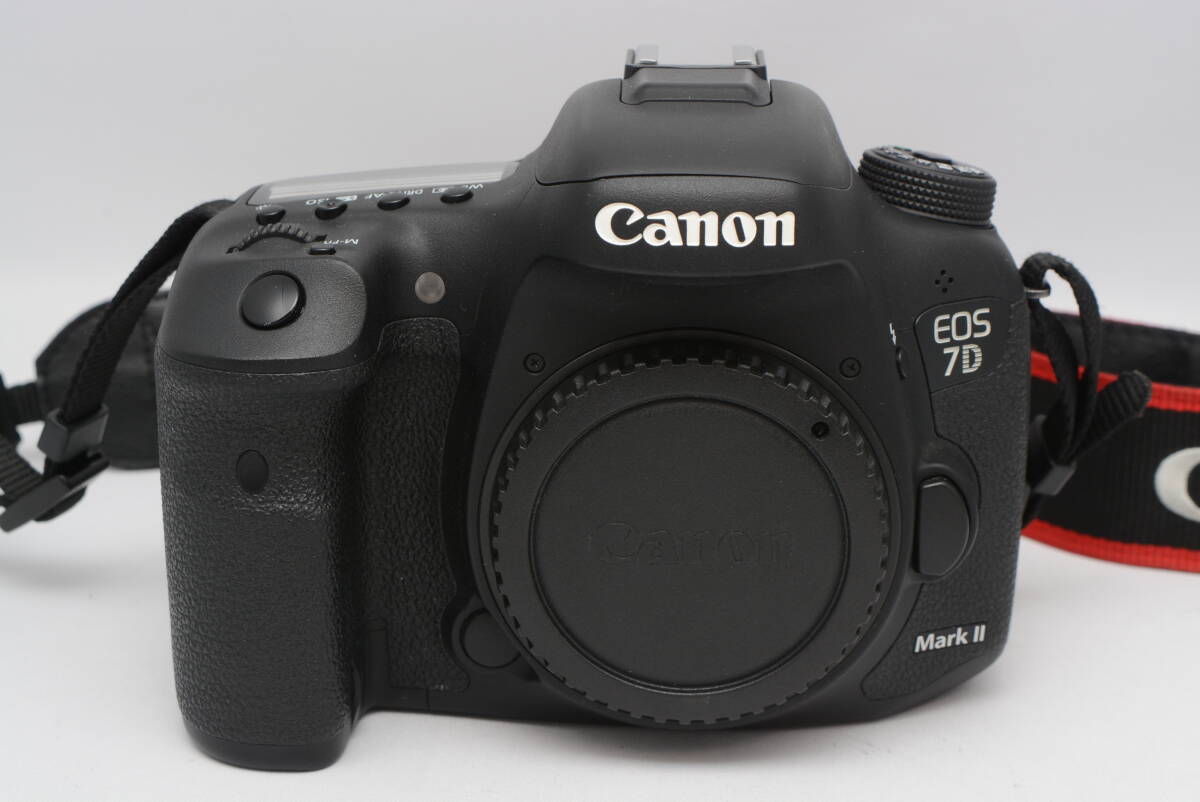 ★1円スタート★ Canon EOS 7D Mark II (G) DS126461 キャノン 一眼レフ カメラ 動作未確認
