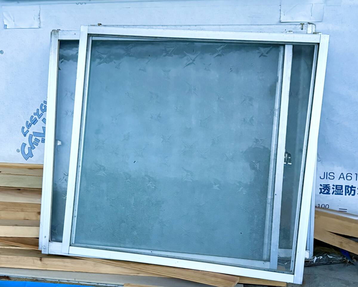 アルミサッシ 昭和当時ものストック 素地 すりガラスH900W800 枠H900xW1600 静岡東部発　引き取り歓迎