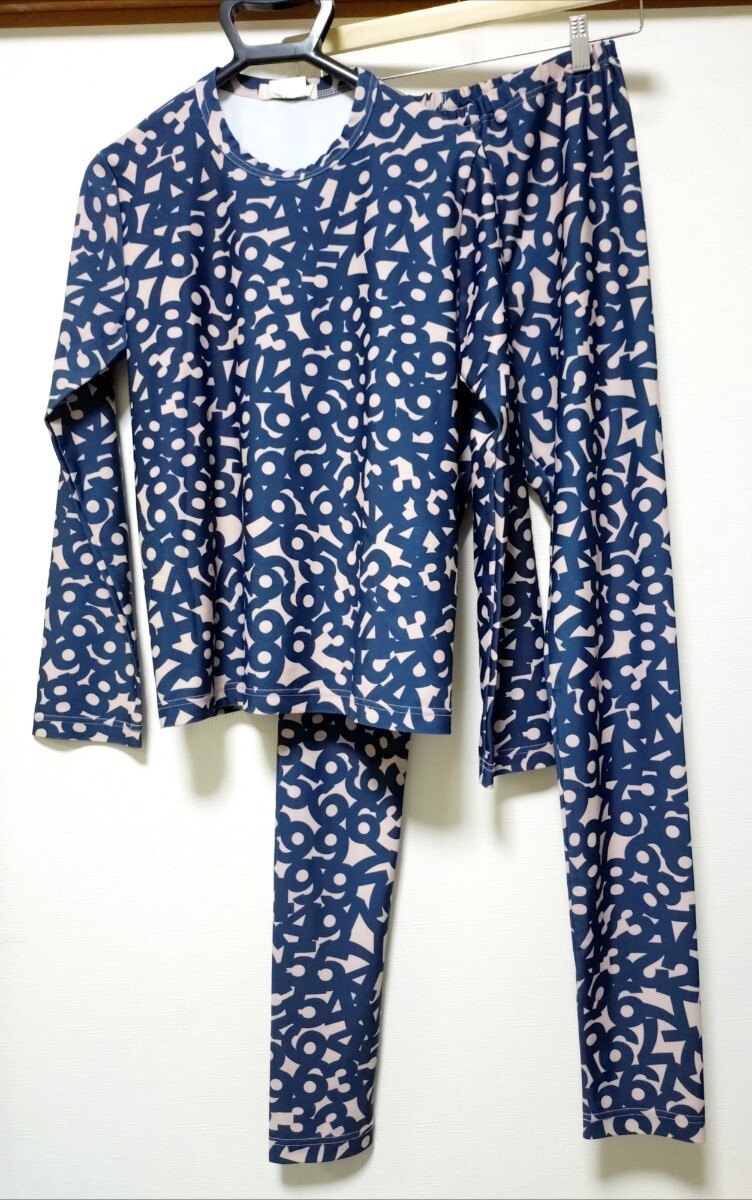 コムデギャルソン　総柄　セットアップ 上下セット COMME des GARCONS M
