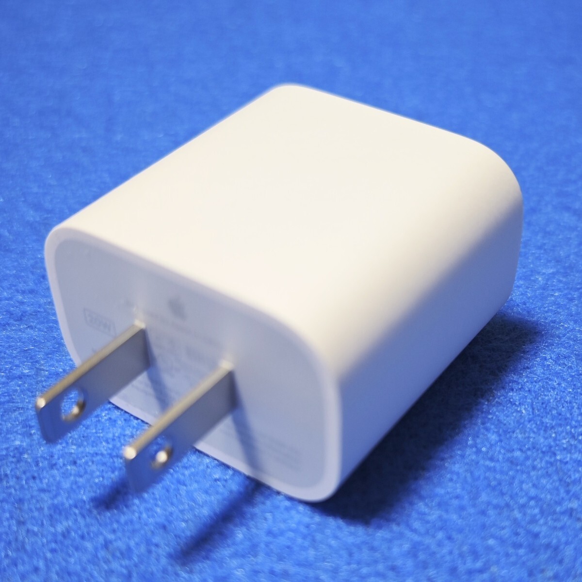 Apple 20W USB-C アダプター