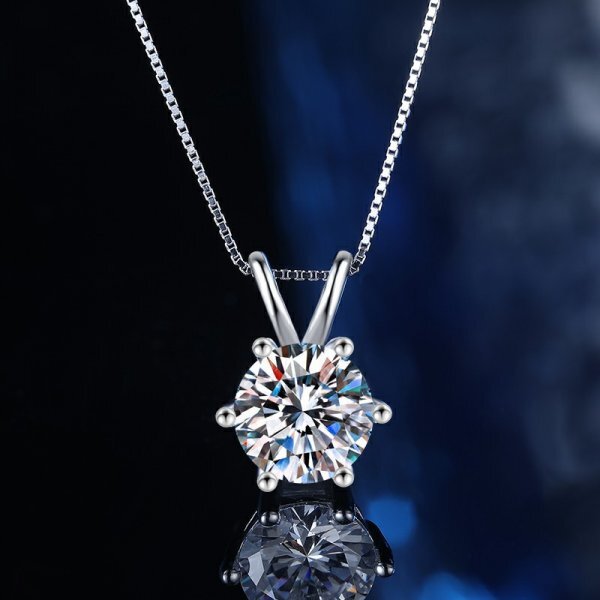 【ベネチアチェーン使用/工場別注品】ブリリアントカット大粒ダイヤモンドＣＺペンダントネックレス