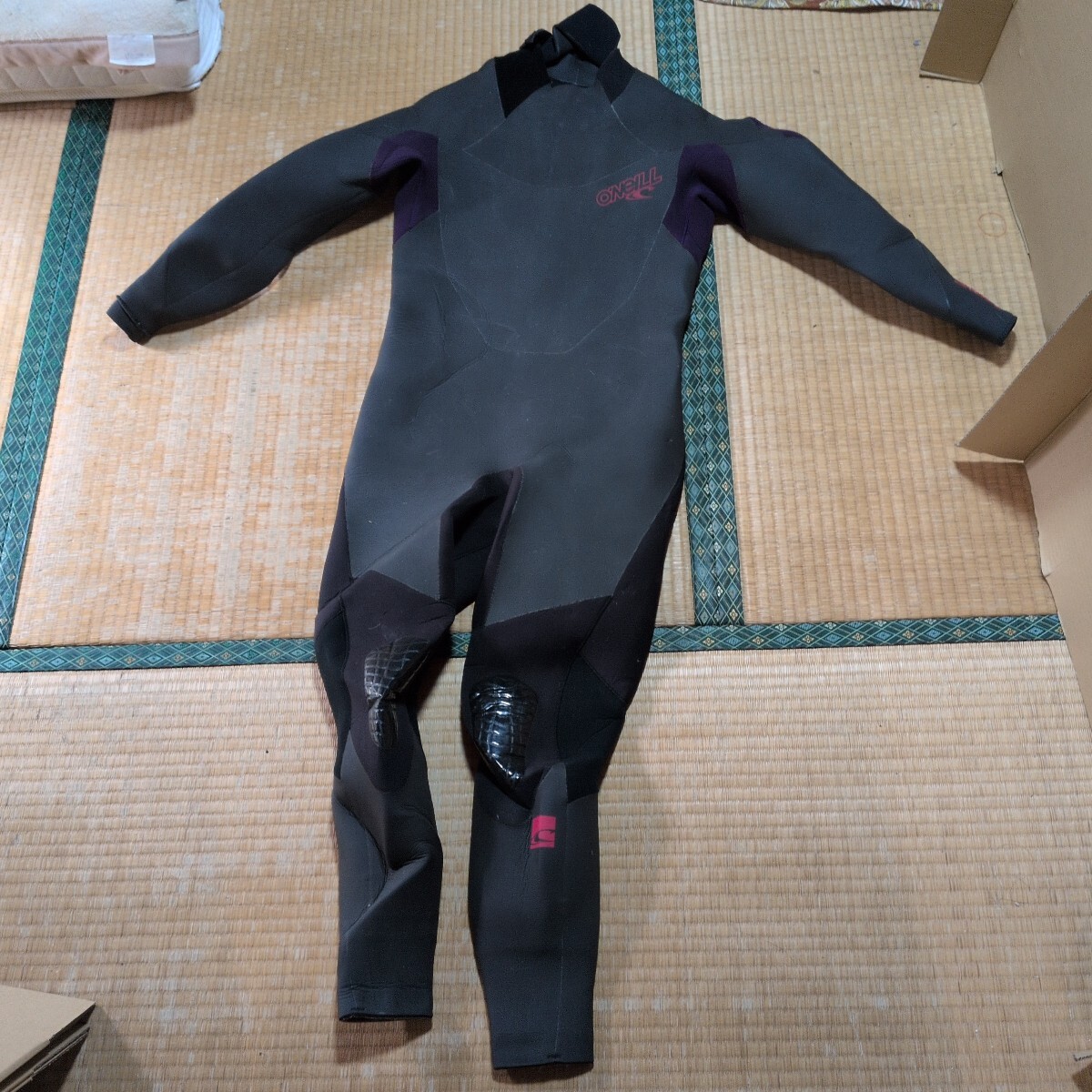 O'NEILL　セミドライウェットスーツ
