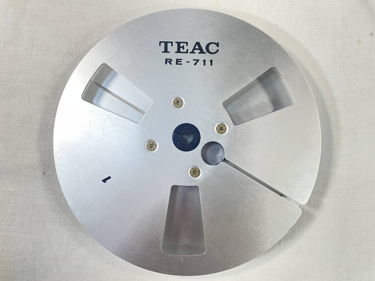 ＴＥＡＣ　ＲＥ－７１１　オープンテープ　7号メタルリール　ジャンク　オープンデッキ　ティアック