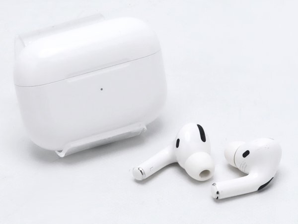 1円～★質流れ★Apple AirPods Pro 第1世代 Wireless Charging Case イヤーチップSサイズ MWP22J/A ケーブル欠品 ワイヤレスイヤスイヤホン